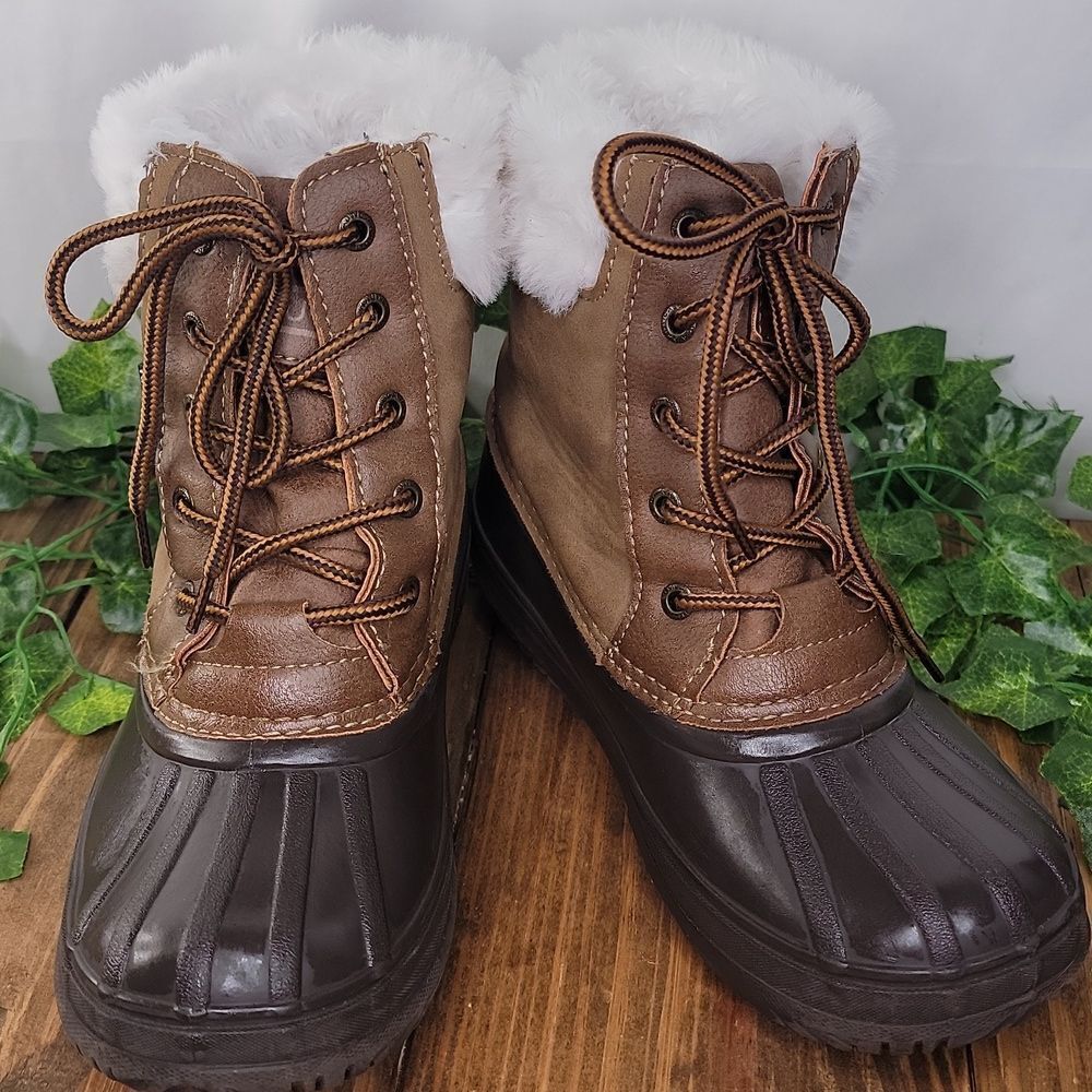 Nautica. Waterproof Boots. Youth Danube. Size 3. Like New